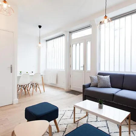 Luminous Appt And Design Close To The Sacred Heart Appartement