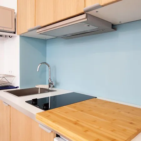 Luminous Appt And Design Close To The Sacred Heart Appartement